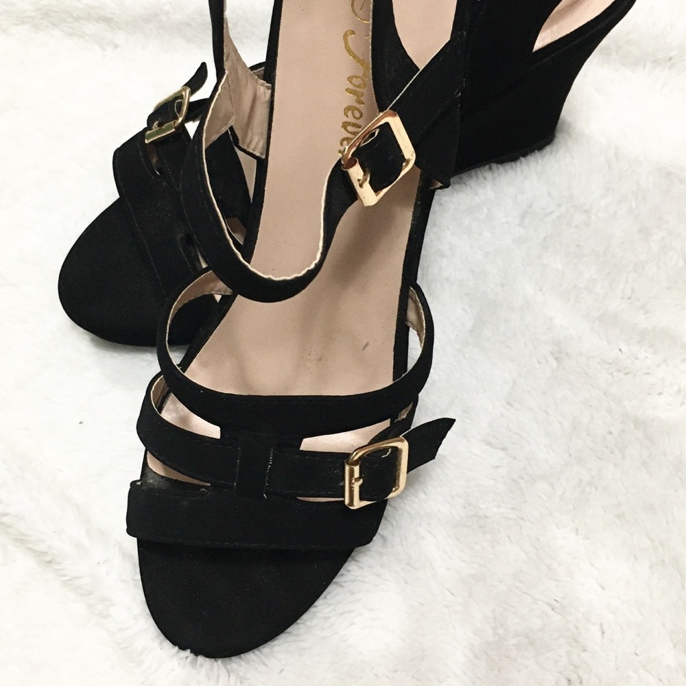 New cute wedges